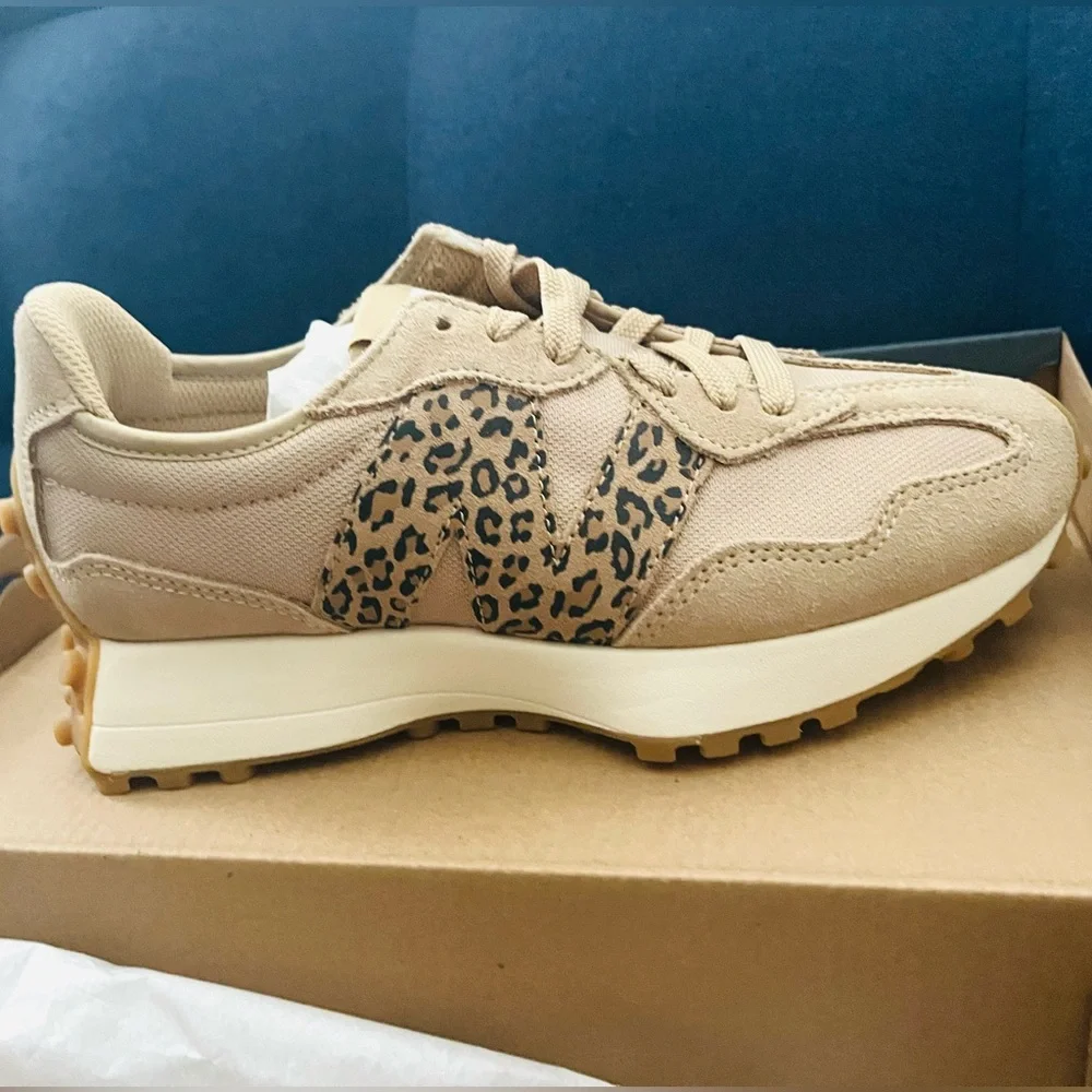 New Balance 327 Animal Print Women's Sneakers Shoes Beige Leopard size 6.5 - Picture 5 of 13